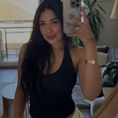 Júlia profile picture