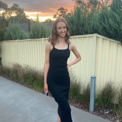 Julia profile picture