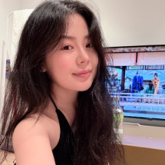 Yvet profile picture