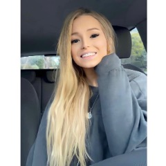 Corrine profile picture