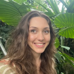 Elle profile picture