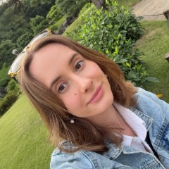 Laura profile picture