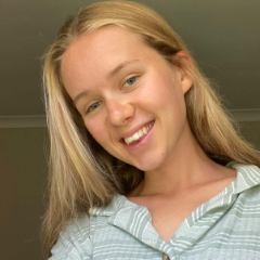 Naomi profile picture