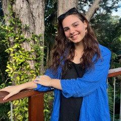 Emilia profile picture