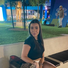 Laura profile picture