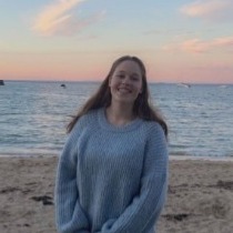 Laura profile picture