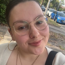 Sarah profile picture