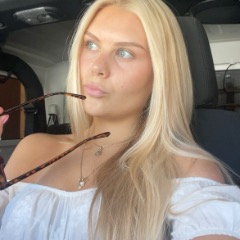 Mia profile picture
