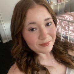 sarah profile picture