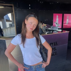 Larissa profile picture