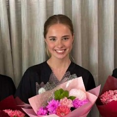 Ella profile picture