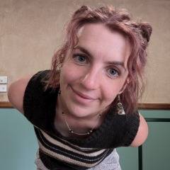 Emily profile picture