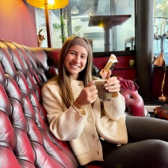 Charlotte profile picture