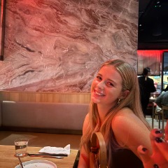 Lucy profile picture