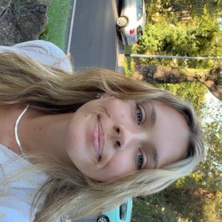 Paris profile picture