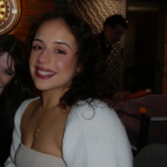 Luana profile picture