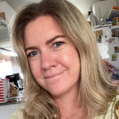 Renee profile picture