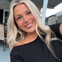 Tia profile picture