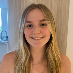 Chloe profile picture