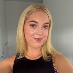 Violet profile picture