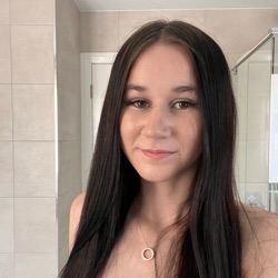 Summer profile picture