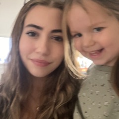 Isabelle profile picture