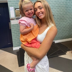 Zoe profile picture