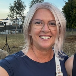 Fruzsina profile picture