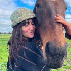 Ella profile picture