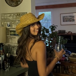 Lily profile picture