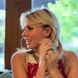 Emma profile picture