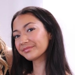 Chloe profile picture