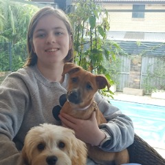 Emily profile picture