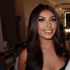 Babysitter near me Veronica