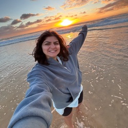 Naomi profile picture