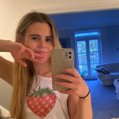 Claudia profile picture