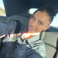 Chloe profile picture