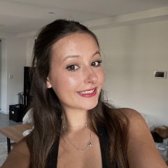 Emilie profile picture