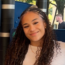 Celia profile picture