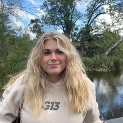 Mia profile picture