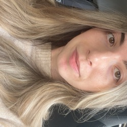 Victoria profile picture