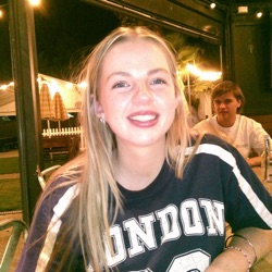 Riona profile picture