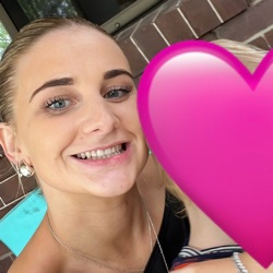 Sophie profile picture